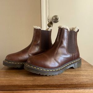 Dr. Marten Brown Fleece Lined Chelsea Boots Women’s size 5 (EU 36)